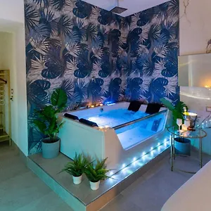 Mazzini Luxury Jacuzzy Pensjonat Katania